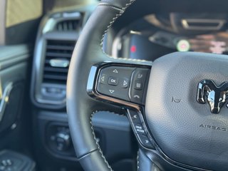 Dodge RAM Limited Night + teilbare Heckklappe + Rambox - bilder 23