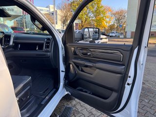 Dodge RAM Limited Night + teilbare Heckklappe + Rambox - bilder 14