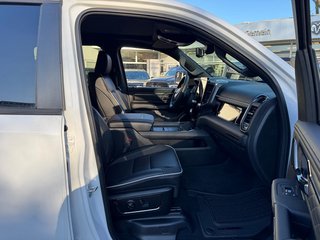 Dodge RAM Limited Night + teilbare Heckklappe + Rambox - bilder 15