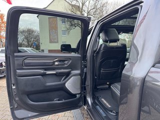 Dodge RAM 1500 5,7 V8 Crew Cab Limited Ladeflächenabdeckung - bilder 20