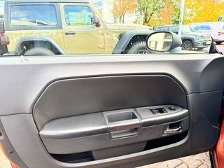 Dodge Challenger 5,7 V8 HEMI - bilder 23