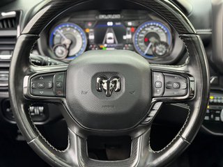 Dodge RAM 5.7 V8 Crew Cab Limited Night Edition + teilbare Heckklappe + LPG - bilder 24