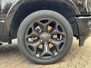 Dodge RAM 5.7 V8 Crew Cab Limited Night Edition + teilbare Heckklappe + LPG - bilder 12