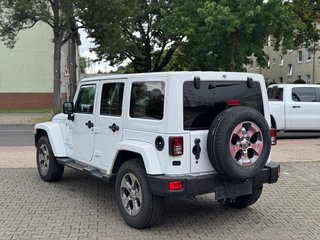 Jeep Wrangler Unlimited 2.8 CRD DPF Sahara - bilder 7