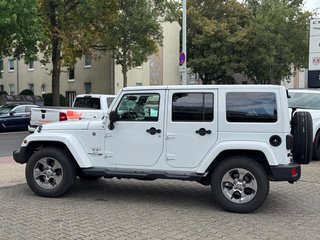 Jeep Wrangler Unlimited 2.8 CRD DPF Sahara - bilder 9