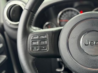 Jeep Wrangler Unlimited 2.8 CRD DPF Sahara - bilder 24