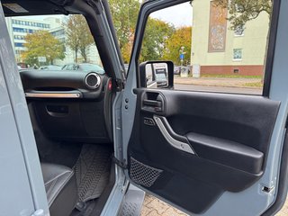 Jeep Wrangler Unlimited 2.8l CRD Sahara Dachträger+Fahrwerk - foto 16