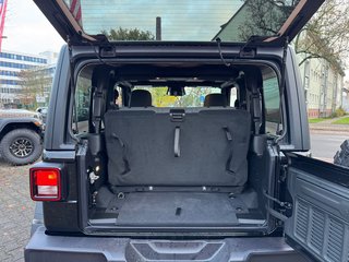Jeep Wrangler 2.0l Willys 4X4 +AHK + Rubicon-Achse + Sperre - bilder 25