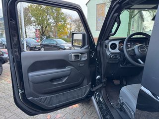 Jeep Wrangler 2.0l Willys 4X4 +AHK + Rubicon-Achse + Sperre - bilder 12