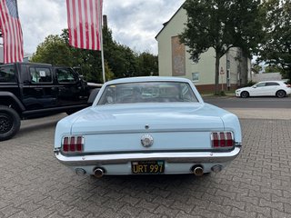 Ford Mustang GT Coupe 4.7l V8 Vierfach-Vergaser, Doppelauspuffanlage, Nebelscheinwerfer - bilder 9