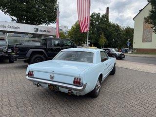 Ford Mustang GT Coupe 4.7l V8 Vierfach-Vergaser, Doppelauspuffanlage, Nebelscheinwerfer - bilder 10