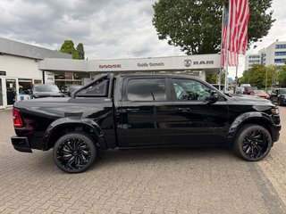 Dodge RAM 1500 Laramie Night Premium Crew 2025 UMBAU+LPG - foto 5