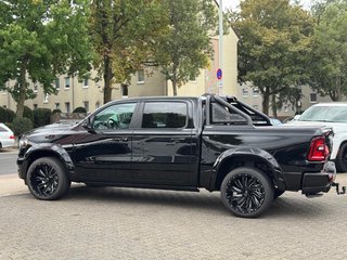 Dodge RAM 1500 Laramie Night Premium Crew 2025 UMBAU+LPG - foto 10
