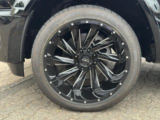 Dodge RAM 1500 Laramie Night Premium Crew 2025 UMBAU+LPG - foto 14