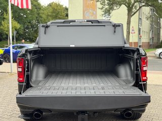 Dodge RAM 1500 Laramie Night Premium Crew 2025 UMBAU+LPG - foto 16