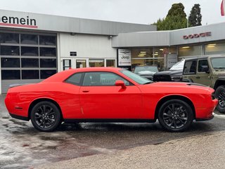 Dodge Challenger SXT 3.6 V6 AWD + Gasanlage + Navi + PDC - bilder 2