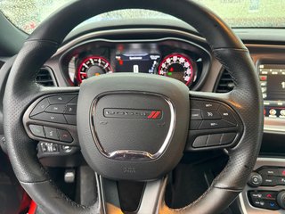 Dodge Challenger SXT 3.6 V6 AWD + Gasanlage + Navi + PDC - bilder 17