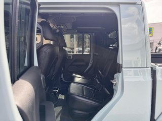Jeep Gladiator 3.0l Overland 4WD +AHK +22" Kompletträder - bilder 22