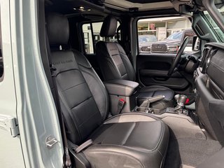 Jeep Gladiator 3.0l Overland 4WD +AHK +22" Kompletträder - bilder 18
