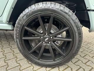 Jeep Wrangler Unlimited Rubicon 4xe Sonder-Umbau Komplettlackierung - bilder 12