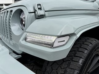 Jeep Wrangler Unlimited Rubicon 4xe Sonder-Umbau Komplettlackierung - bilder 16