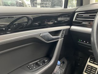 Volkswagen Touareg 4.0 V8 TDI 4MOT neue Bremsen, Ganzjahresbereifung, Dashcam - bilder 26