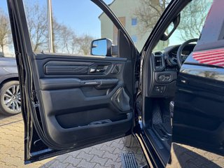 Dodge RAM Limited Night + teilbare Heckklappe + Rambox - foto 9