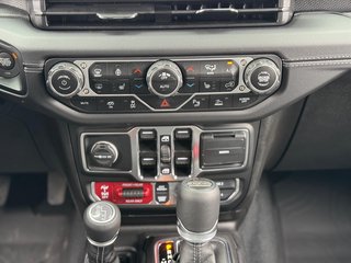 Jeep Wrangler Rubicon 392 Final Ed. IN WUNSCHFARBE FOLIERT 6.4 V8 Sky One Touch - bilder 29