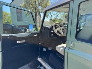 Land Rover Defender 110 Heritage Station Wagon - foto 16