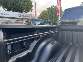 Dodge RAM Laramie Night Premium + 3 Jahre Garantie offizielles Fahrzeug! - bilder 12