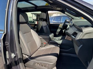 Chevrolet Suburban High Country 6.2 V8 4x4 + LPG - foto 15