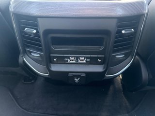 Dodge RAM Laramie Night + Luftfederung + elektr. Trittbretter AHK , Beifahrerdisplay - foto 28
