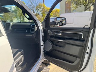 Dodge RAM Laramie Night + Luftfederung + elektr. Trittbretter AHK , Beifahrerdisplay - foto 15