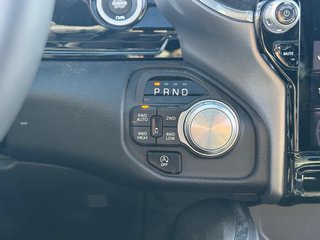 Dodge RAM Laramie Night + Luftfederung + elektr. Trittbretter AHK , Beifahrerdisplay - foto 30