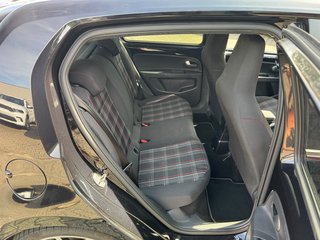 Volkswagen up! 1.0 TSI GTI - bilder 21