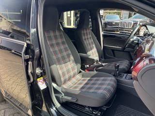 Volkswagen up! 1.0 TSI GTI - bilder 17