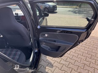 Volkswagen up! 1.0 TSI GTI - bilder 20