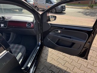 Volkswagen up! 1.0 TSI GTI - bilder 15