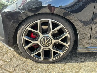 Volkswagen up! 1.0 TSI GTI - bilder 11