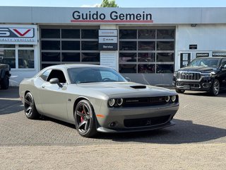 Dodge Challenger 6.4 V8 SRT unfallfrei, 1.Hand, DE-Fahrzeug Gebrauchtwagen Kaufen | EZ 11/2018