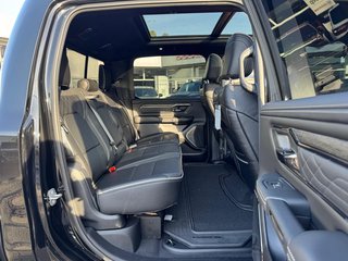 Dodge RAM Limited Night Exclusive + 24" +elektr. Rollo - bilder 25