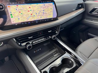 Chevrolet Suburban 6.2l High Country 2026 + 24" + 4 Jahren Garantie - bilder 18