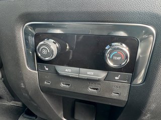 Chevrolet Suburban 6.2l High Country 2026 + 24" + 4 Jahren Garantie - bilder 27