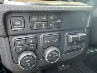 Chevrolet Suburban 6.2l High Country 2026 + 24" + 4 Jahren Garantie - bilder 37