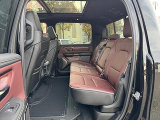 Dodge RAM 3.0L Limited Night Ebony Red +Rambox - foto 15