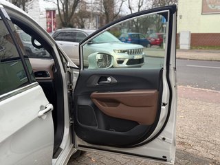 Chrysler 3.6l V6 Pacifica Limited S + Entertainment - bilder 13