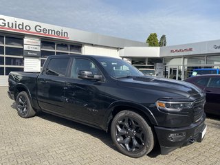 Dodge RAM 1500 5.7 V8 Crew Cab Limited Night MY2023 age.one-day registration Kaufen | EZ 07/2023