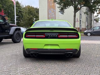 Dodge Challenger 6.4 V8 R/T Scat Pack 22"+Carbon+Klappenauspuff Widebody - bilder 4