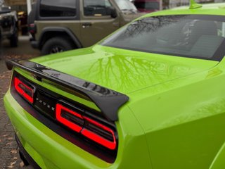 Dodge Challenger 6.4 V8 R/T Scat Pack Carbon + tiefer + Klappenauspuff - bilder 13