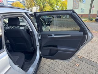 Ford Mondeo 2.0 TDCi Turnier - bilder 22
